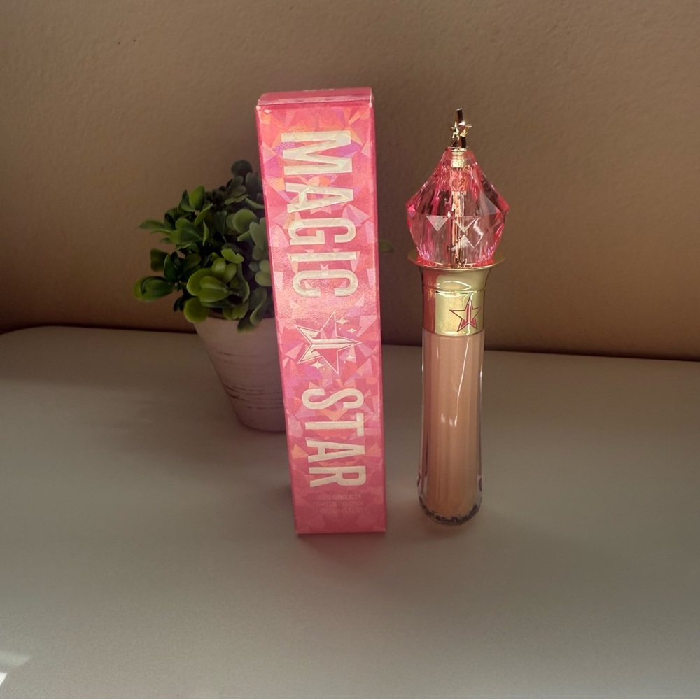 Jeffree Star Magic Star Liquid Concealer Makeup Shade C9 NEW - Picture 6 of 8